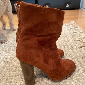 Chestnut booties size 6